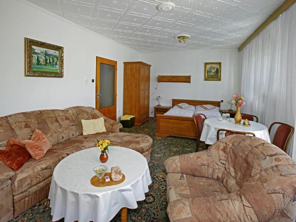 Pension Villa Hany Marianske Lazne Ruang foto